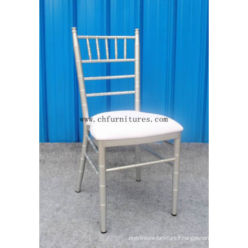 Chaise de mariage Chiavari avec coussin de siège souple (YC-A71)